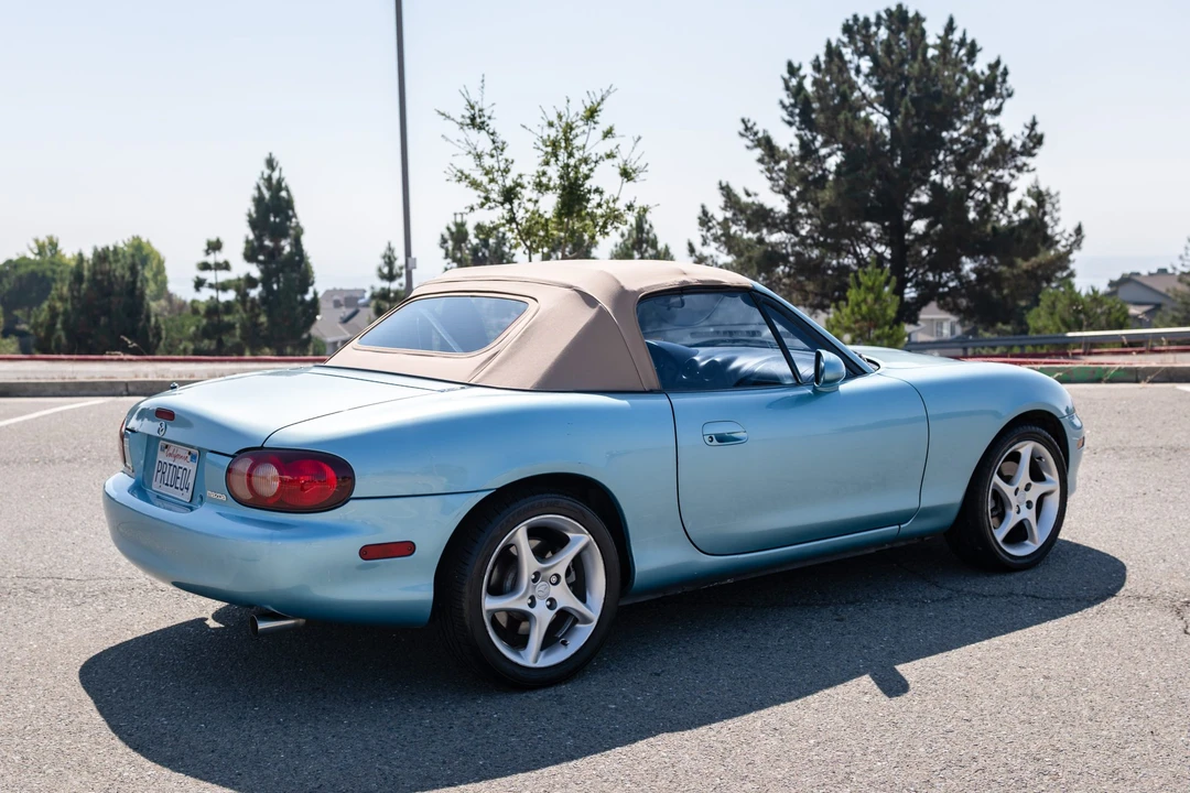 2002 Mazda NB MX-5 Miata - Image 6 of 31
