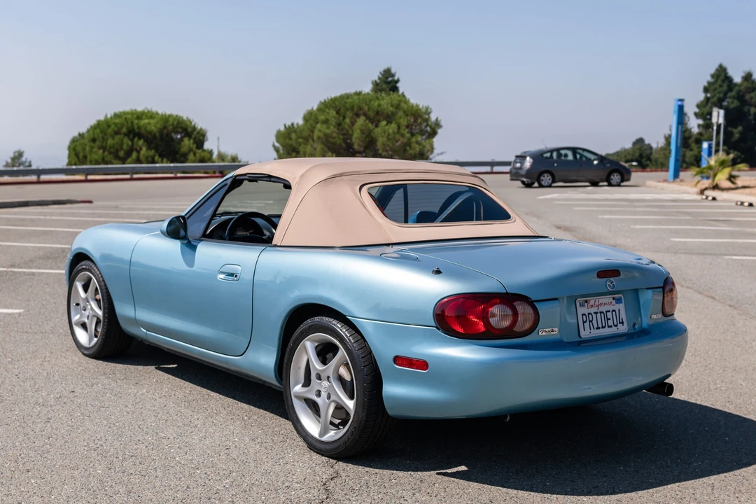 2002 Mazda NB MX-5 Miata - Image 8 of 31