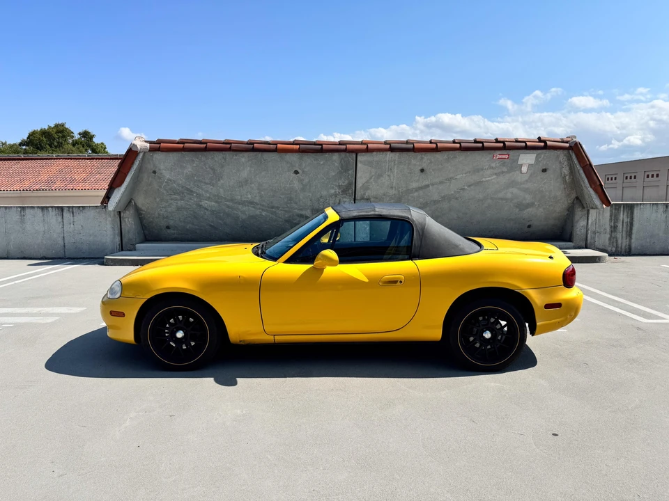 2002 Mazda NB MX-5 Miata - Image 13 of 31