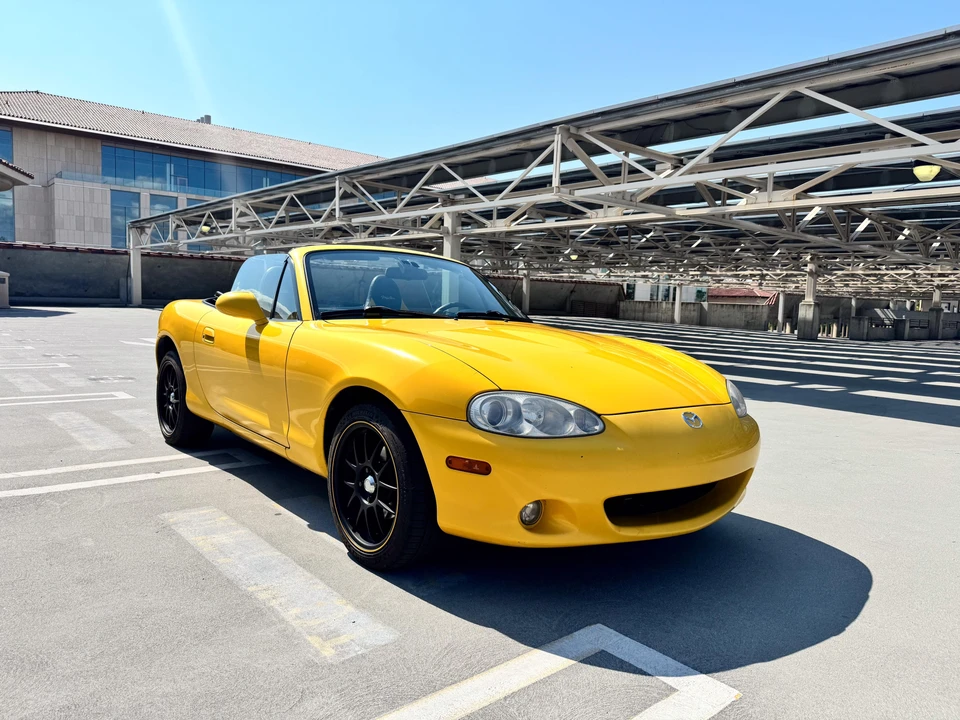 2002 Mazda NB MX-5 Miata - Image 11 of 31