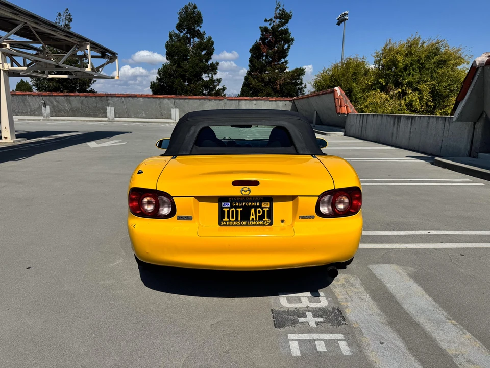 2002 Mazda NB MX-5 Miata - Image 15 of 31