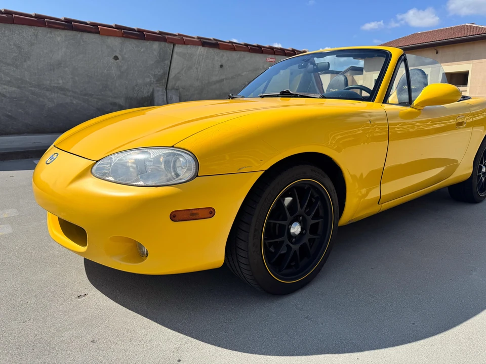 2002 Mazda NB MX-5 Miata - Image 24 of 31