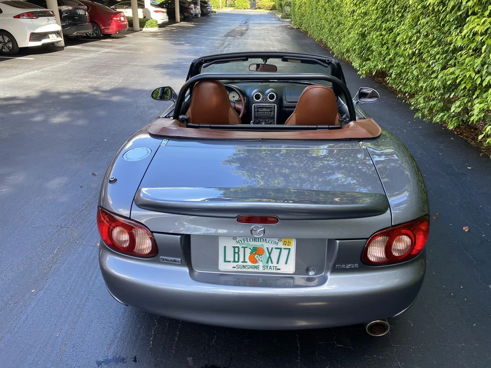 2002 Mazda NB MX-5 Miata - Image 16 of 31