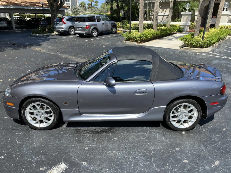 2002 Mazda NB MX-5 Miata - Image 3 of 31