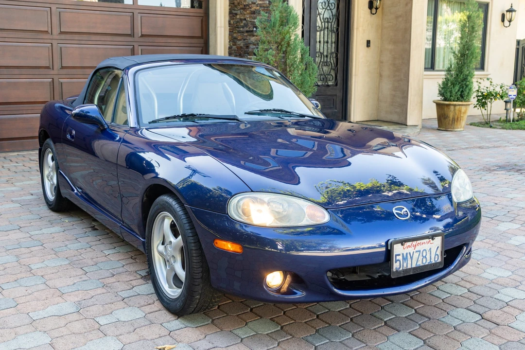 2002 Mazda NB MX-5 Miata - Image 11 of 31
