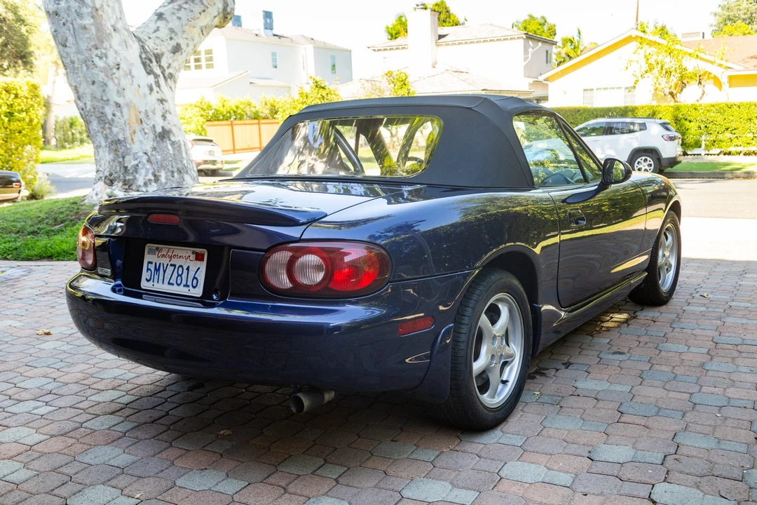 2002 Mazda NB MX-5 Miata - Image 13 of 31