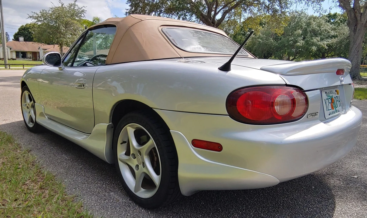 2002 Mazda NB MX-5 Miata - Image 21 of 31