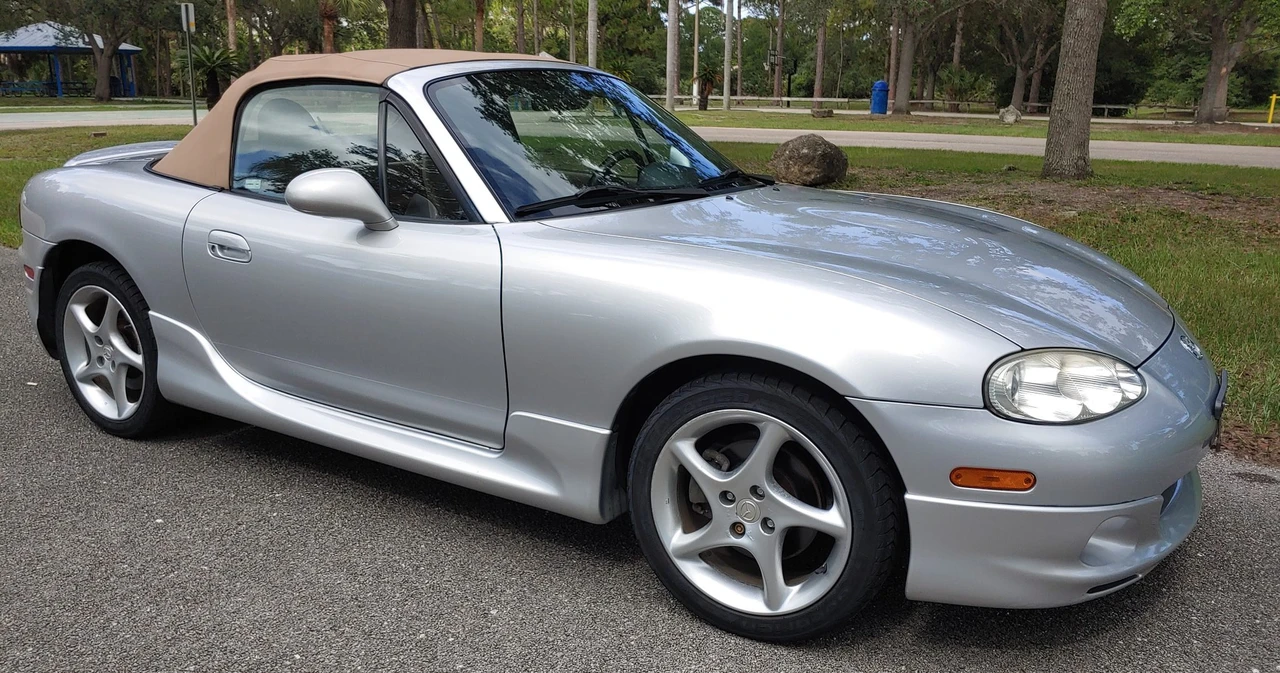 2002 Mazda NB MX-5 Miata - Image 8 of 31