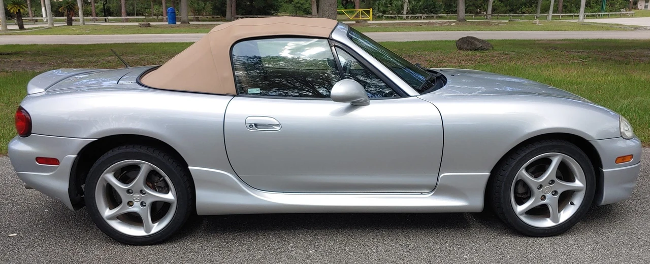 2002 Mazda NB MX-5 Miata - Image 12 of 31
