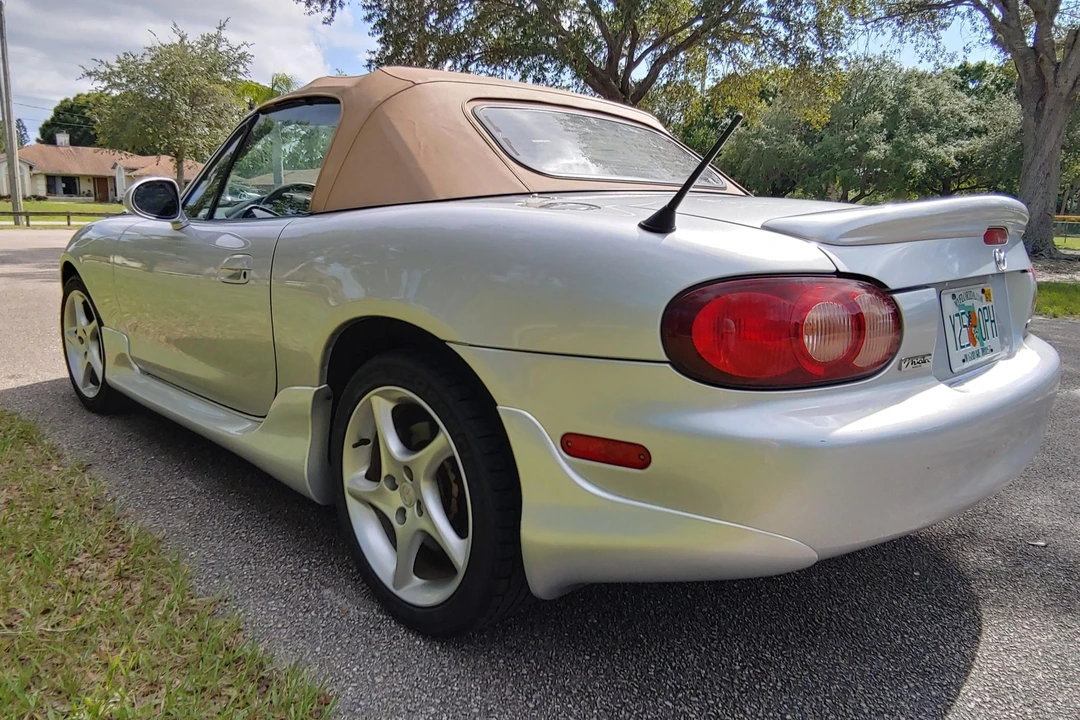 2002 Mazda NB MX-5 Miata - Image 20 of 31