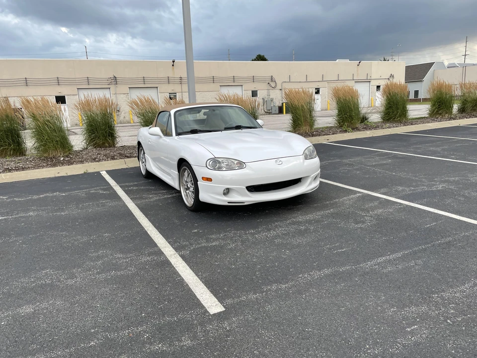 2002 Mazda NB MX-5 Miata - Image 12 of 31