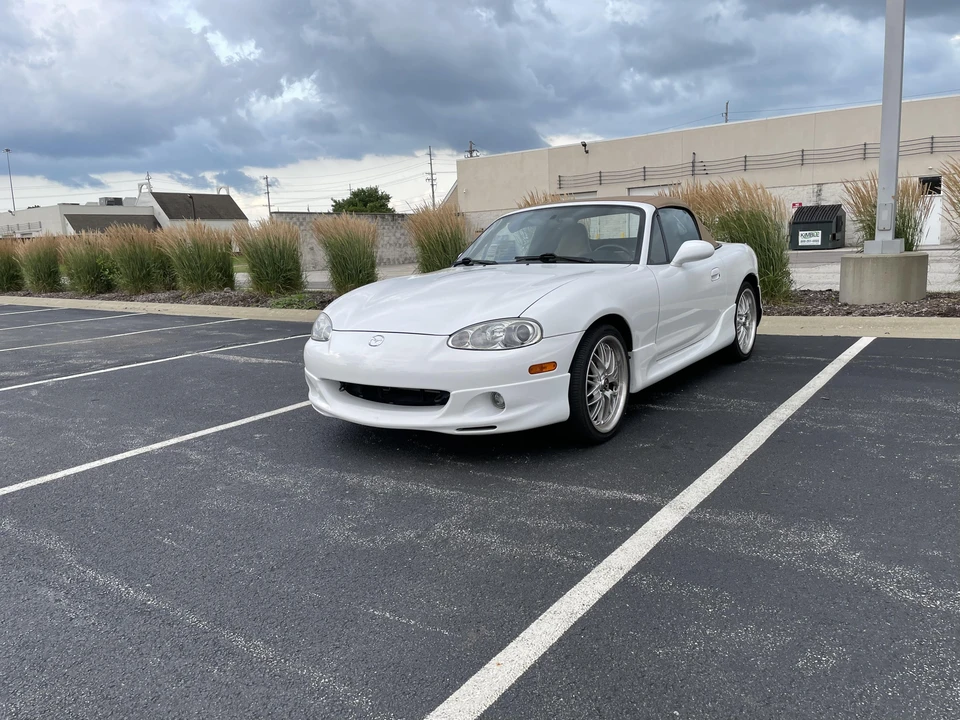 2002 Mazda NB MX-5 Miata - Image 9 of 31