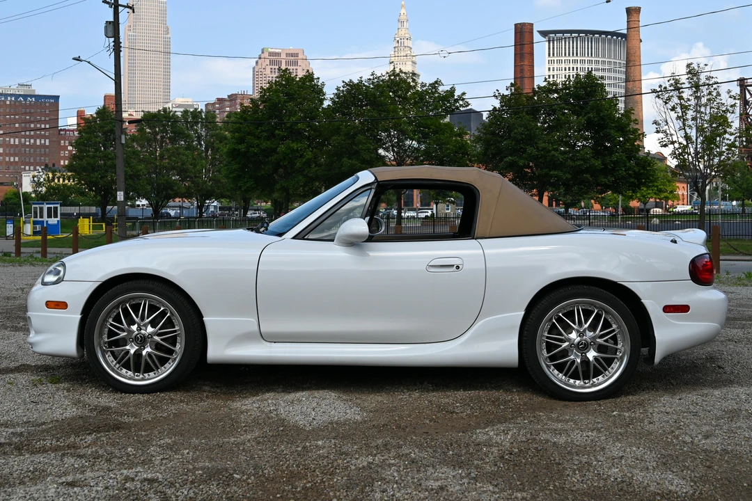 2002 Mazda NB MX-5 Miata - Image 3 of 31
