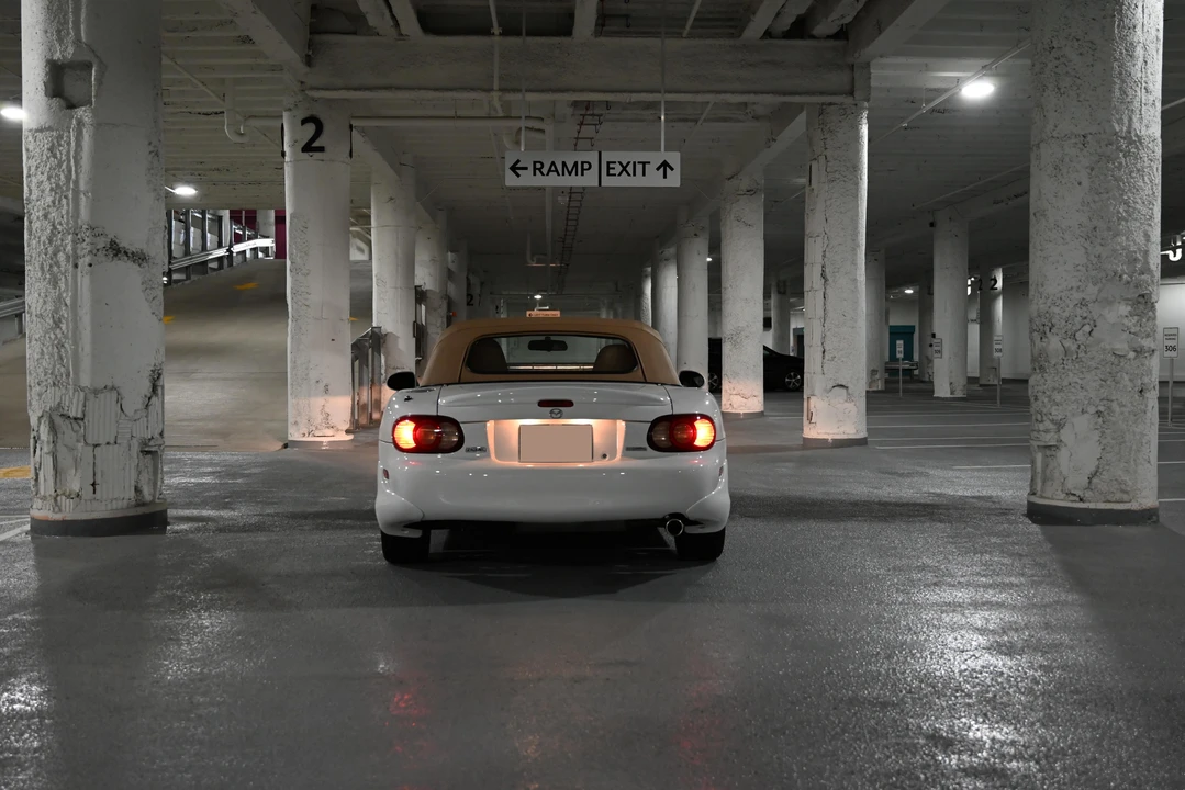 2002 Mazda NB MX-5 Miata - Image 10 of 31