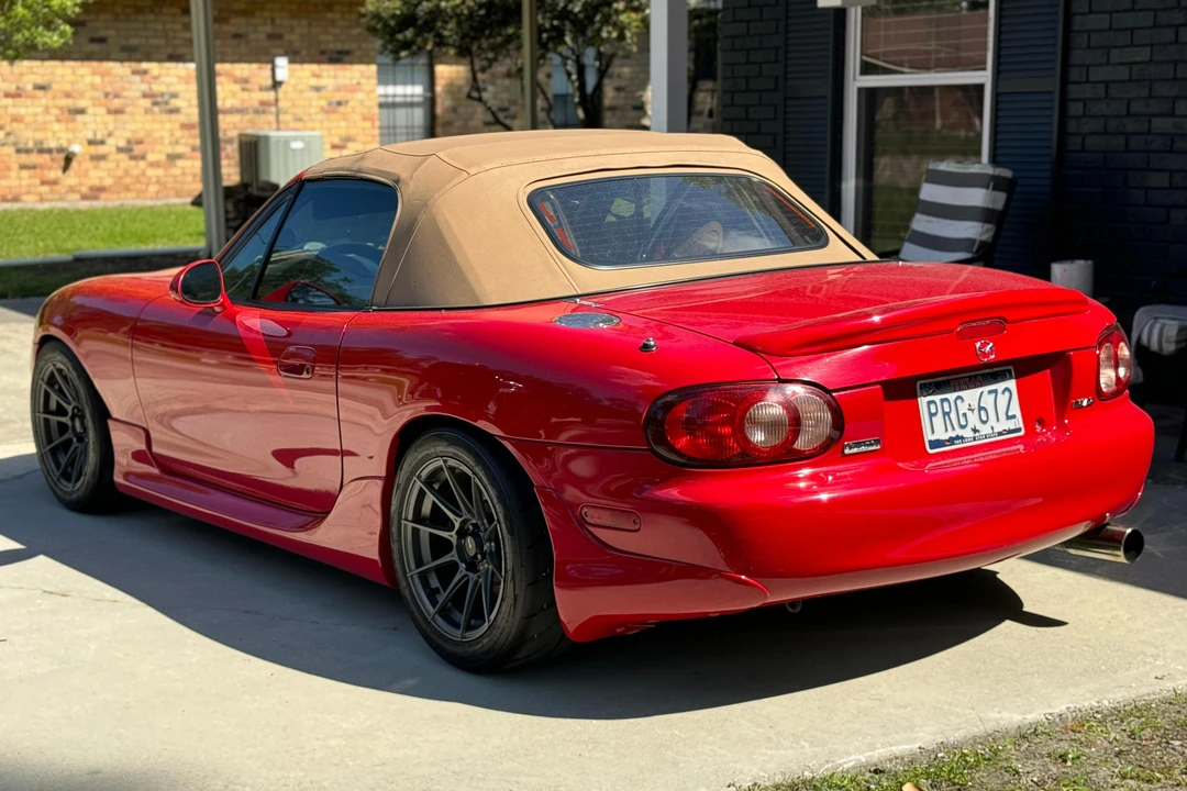 2002 Mazda NB MX-5 Miata - Image 4 of 31