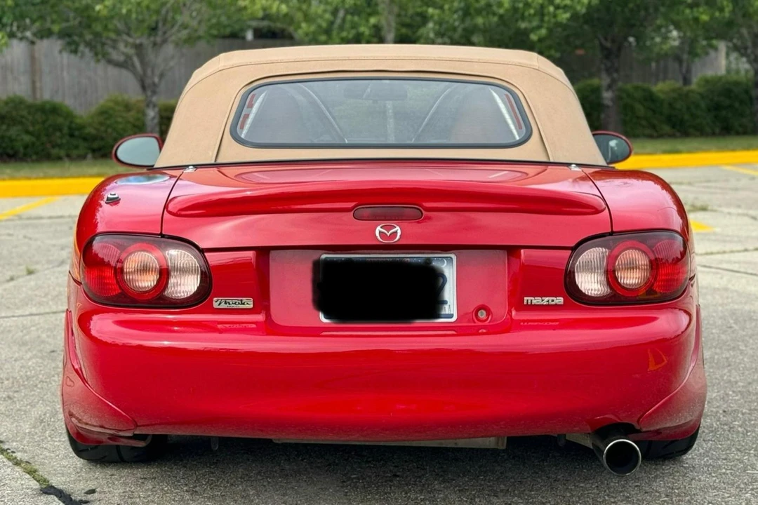 2002 Mazda NB MX-5 Miata - Image 5 of 31