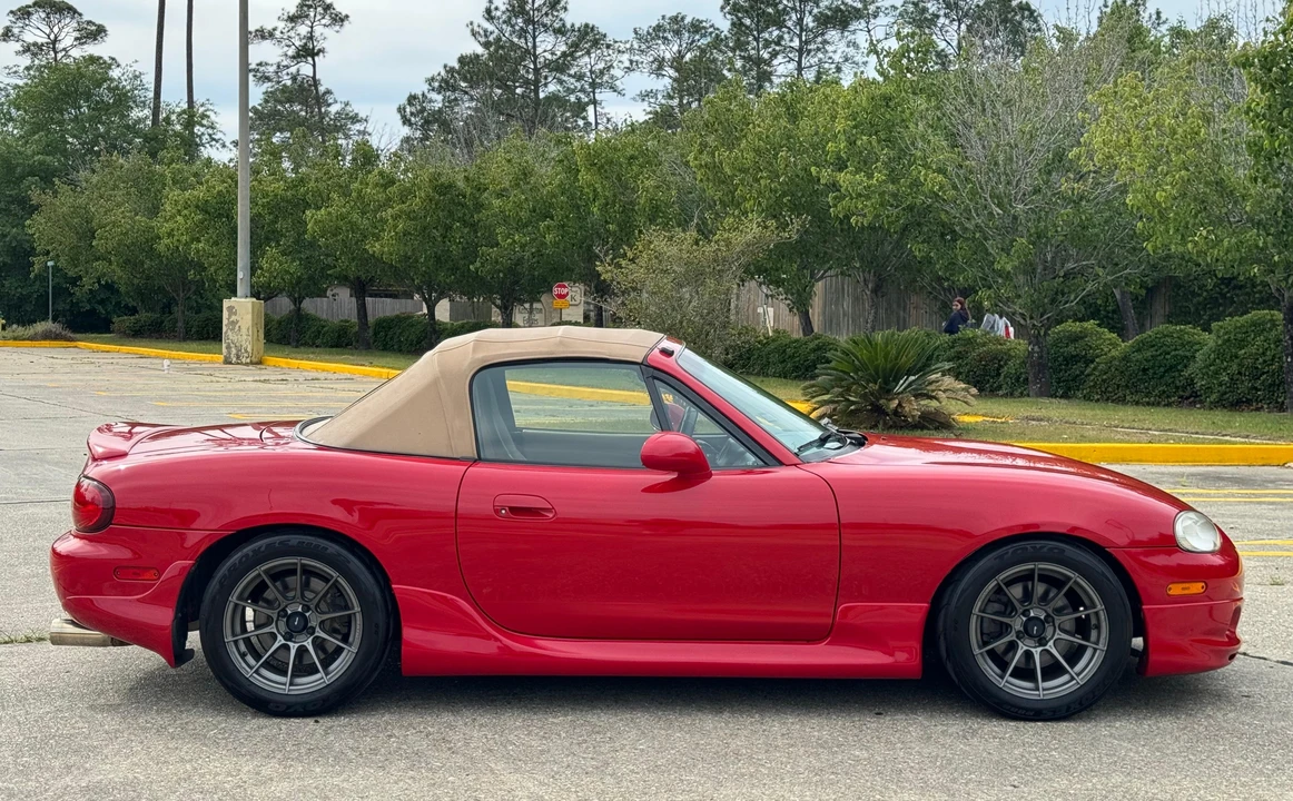 2002 Mazda NB MX-5 Miata - Image 8 of 31