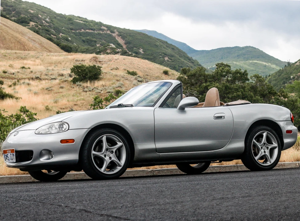 2002 Mazda NB MX-5 Miata - Image 7 of 31