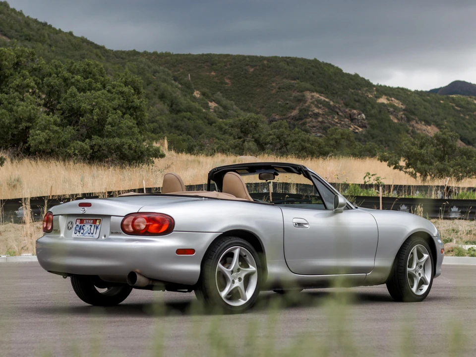 2002 Mazda NB MX-5 Miata - Image 12 of 31