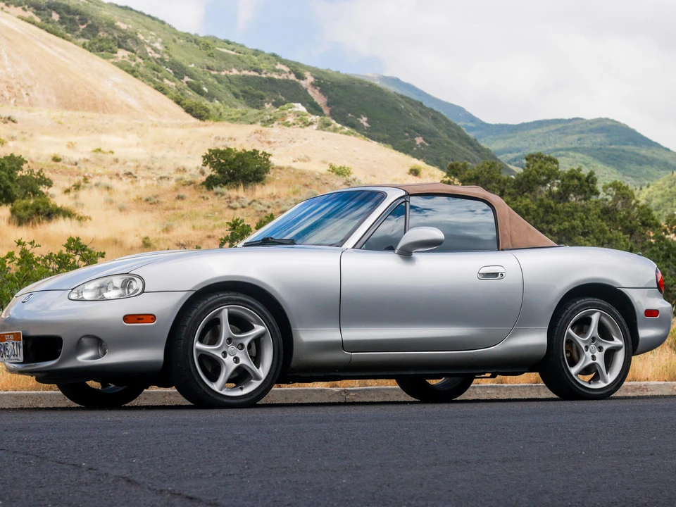 2002 Mazda NB MX-5 Miata - Image 14 of 31