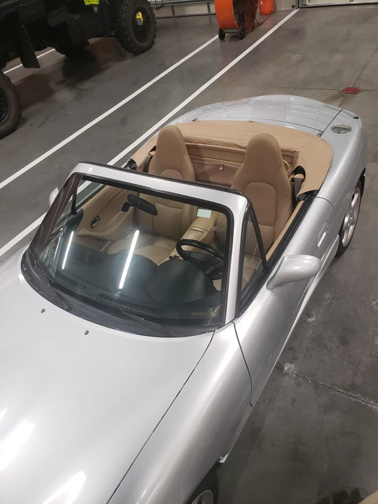 2002 Mazda NB MX-5 Miata - Image 18 of 31
