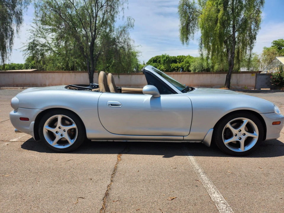 2002 Mazda NB MX-5 Miata - Image 11 of 31
