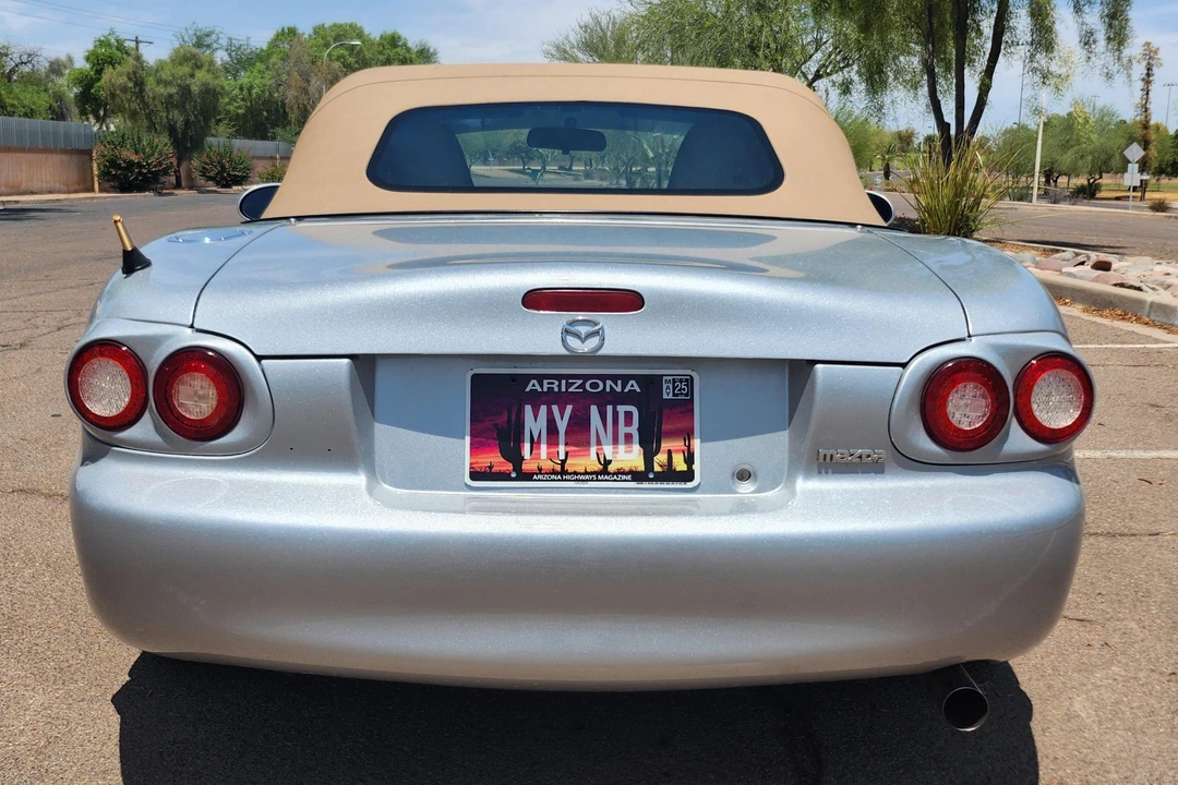 2002 Mazda NB MX-5 Miata - Image 5 of 31