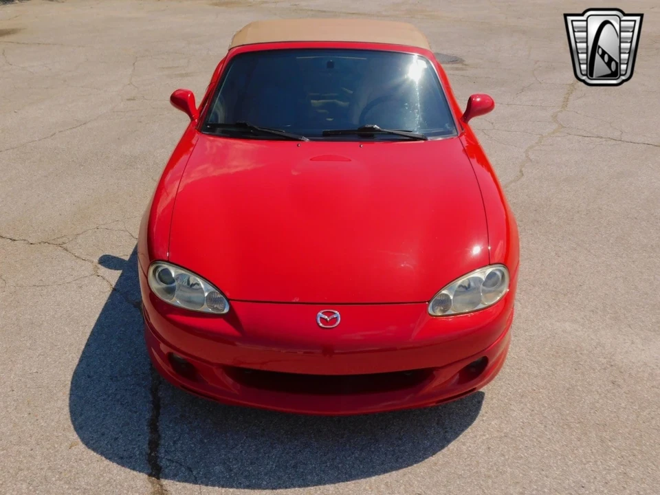 2002 Mazda NB MX-5 Miata - Image 9 of 21