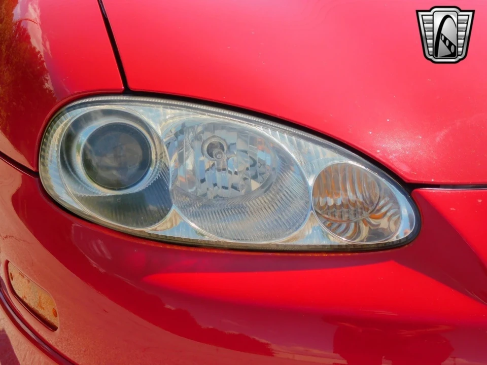 2002 Mazda NB MX-5 Miata - Image 10 of 21