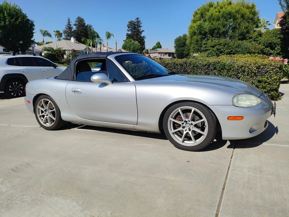 2002 Mazda NB MX-5 Miata - Image 24 of 31