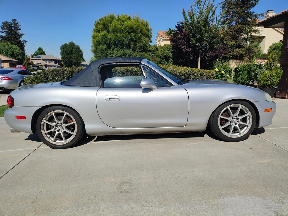 2002 Mazda NB MX-5 Miata - Image 23 of 31