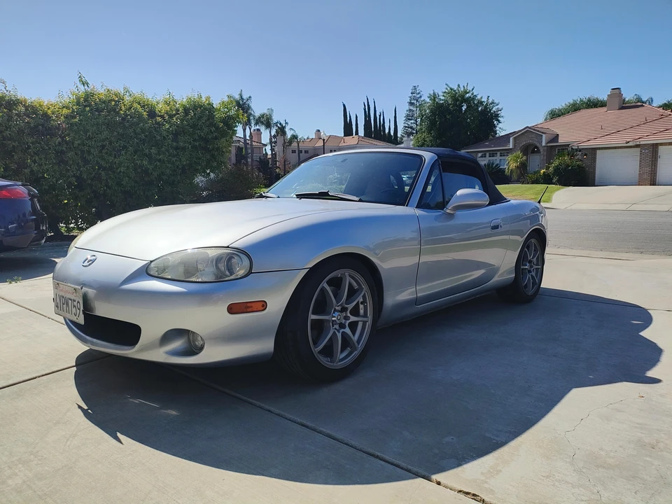 2002 Mazda NB MX-5 Miata - Image 15 of 31
