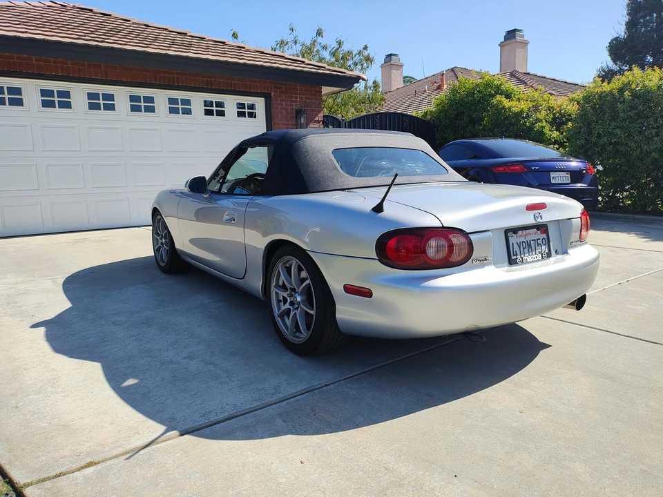 2002 Mazda NB MX-5 Miata - Image 17 of 31