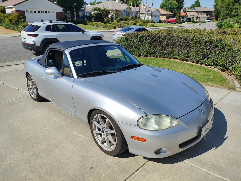 2002 Mazda NB MX-5 Miata - Image 26 of 31