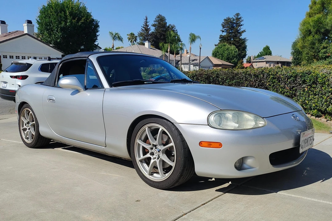 2002 Mazda NB MX-5 Miata - Image 3 of 31