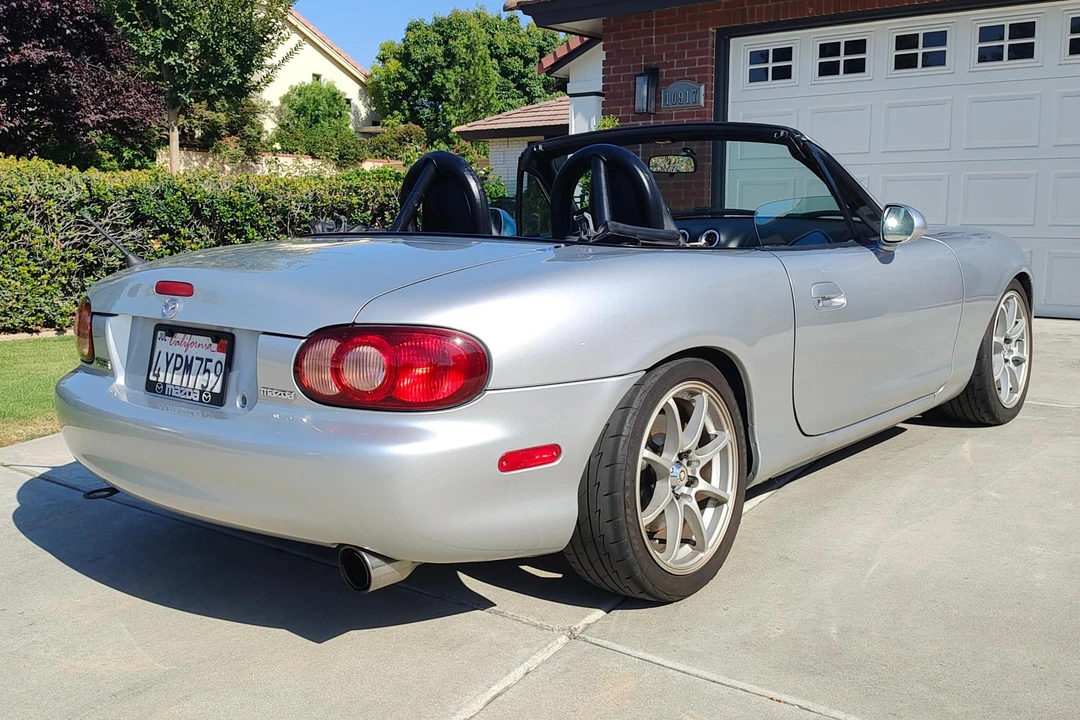 2002 Mazda NB MX-5 Miata - Image 4 of 31