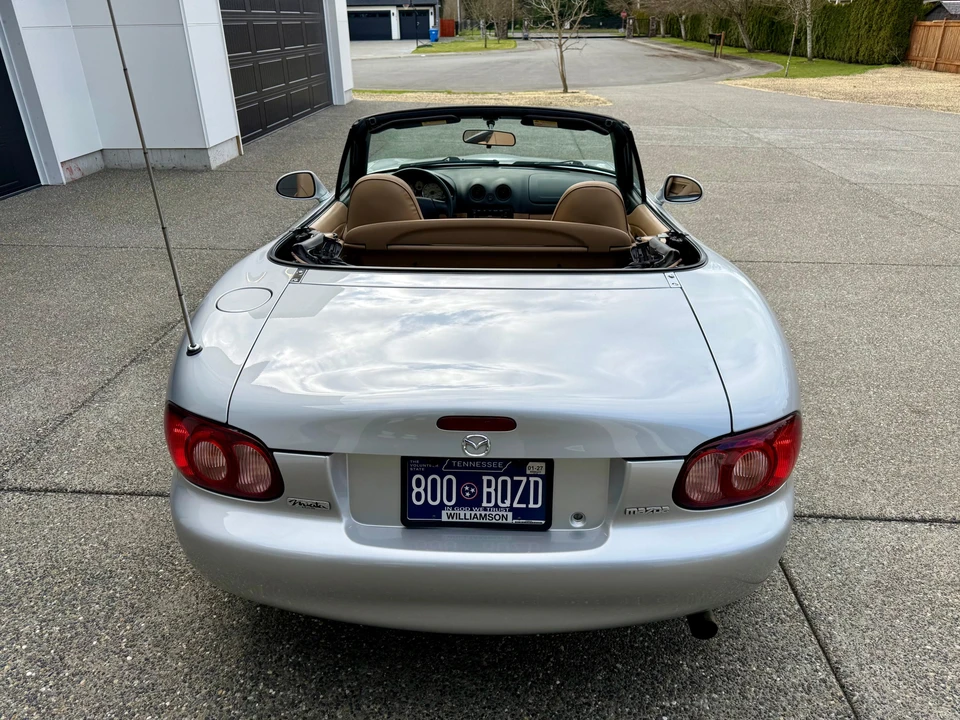 2002 Mazda NB MX-5 Miata - Image 8 of 31