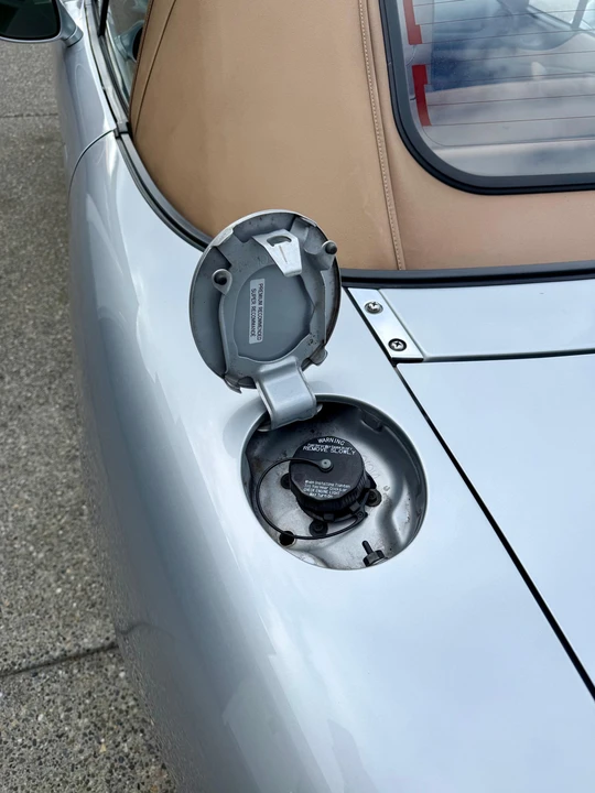 2002 Mazda NB MX-5 Miata - Image 23 of 31