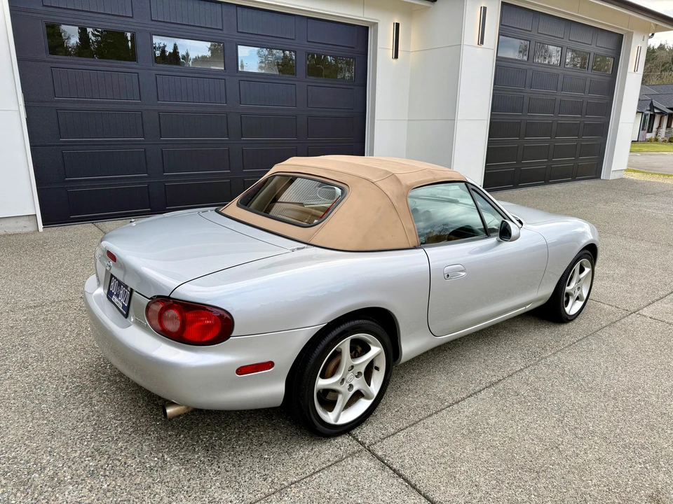 2002 Mazda NB MX-5 Miata - Image 13 of 31