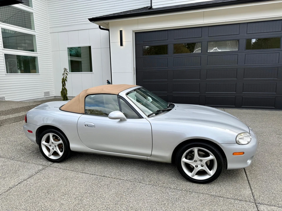 2002 Mazda NB MX-5 Miata - Image 14 of 31
