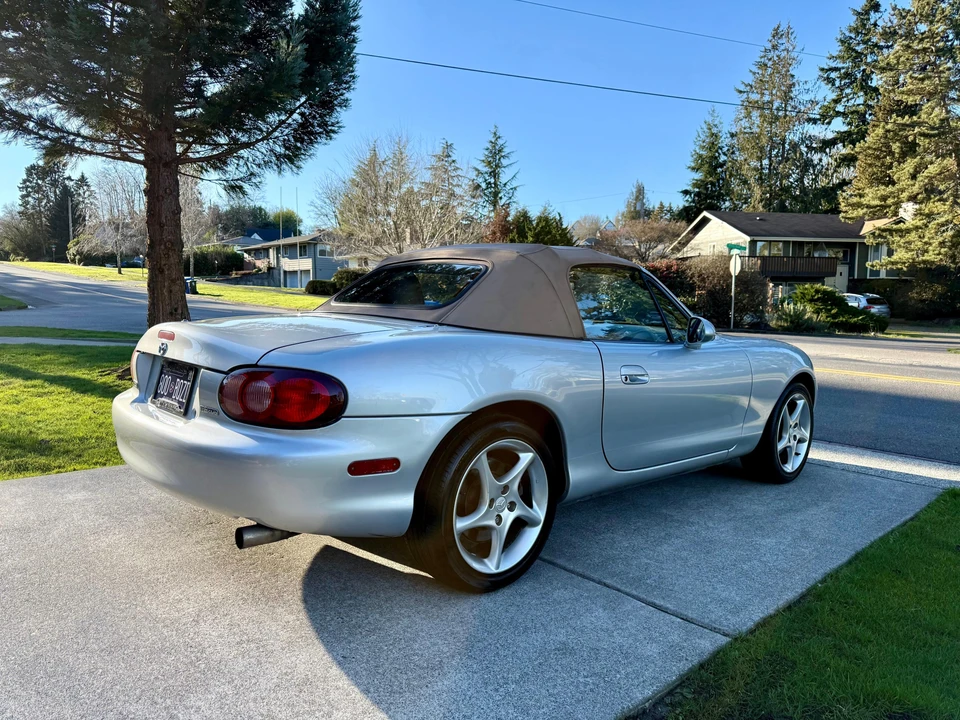 2002 Mazda NB MX-5 Miata - Image 21 of 31