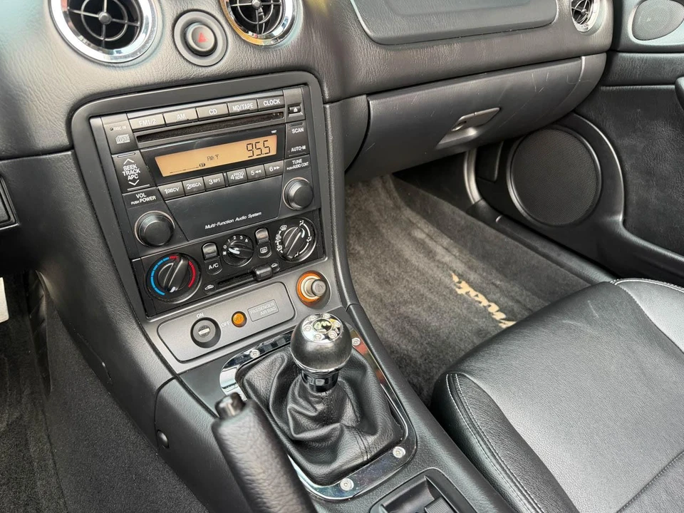 2002 Mazda NB MX-5 Miata - Image 31 of 31
