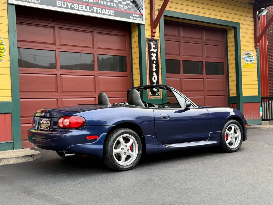 2002 Mazda NB MX-5 Miata - Image 11 of 31
