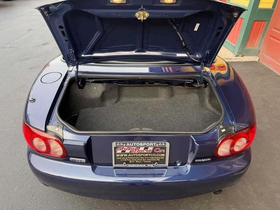 2002 Mazda NB MX-5 Miata - Image 29 of 31