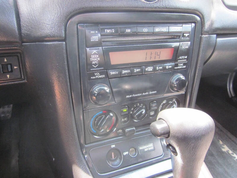 2002 Mazda NB MX-5 Miata - Image 13 of 21