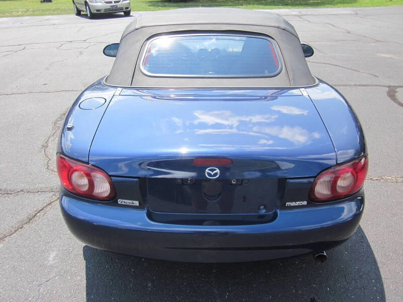 2002 Mazda NB MX-5 Miata - Image 7 of 21