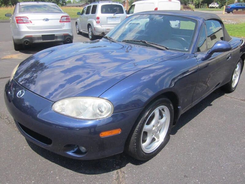 2002 Mazda NB MX-5 Miata - Image 2 of 21