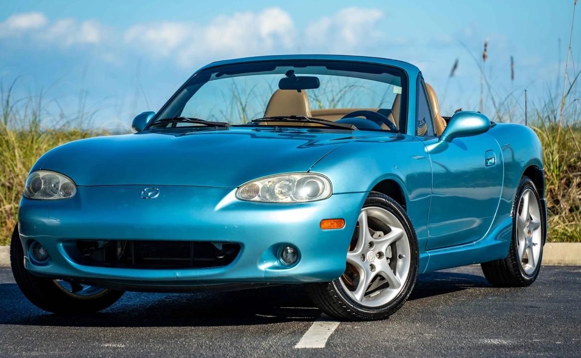 2002 Mazda NB MX-5 Miata - Image 2 of 31