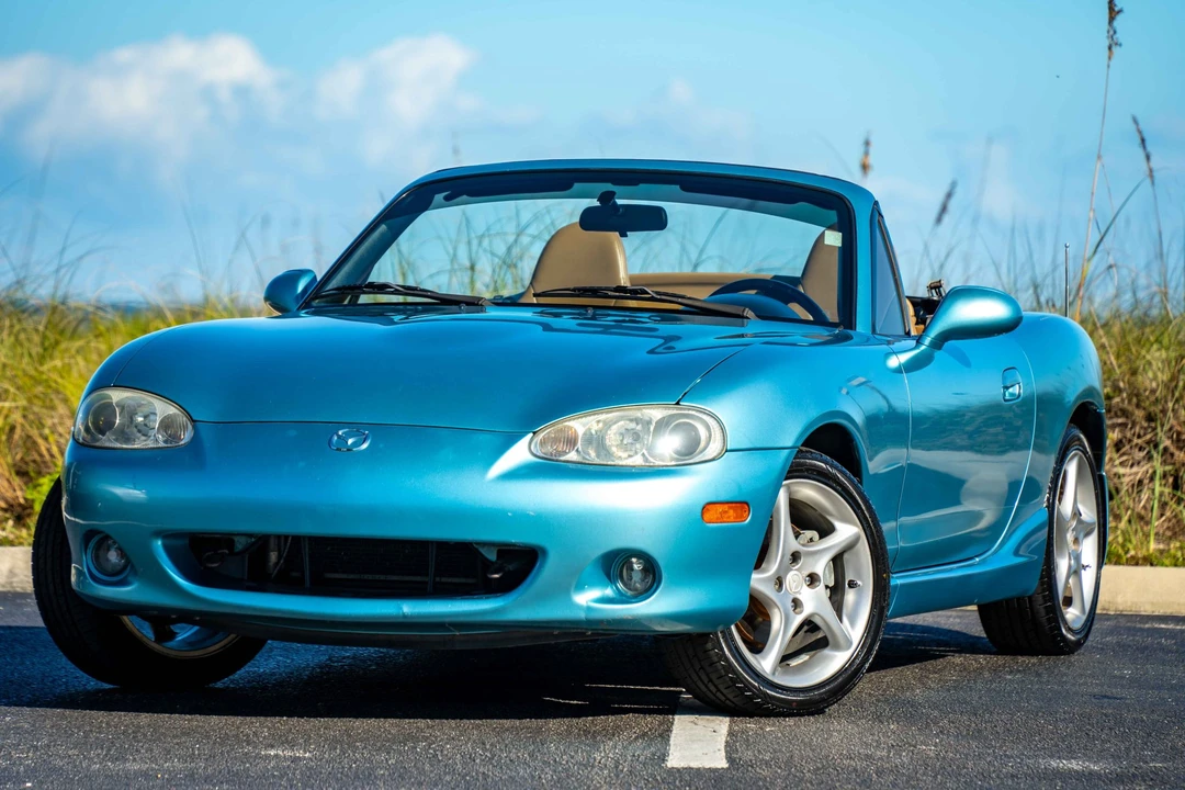 2002 Mazda NB MX-5 Miata - Image 3 of 31