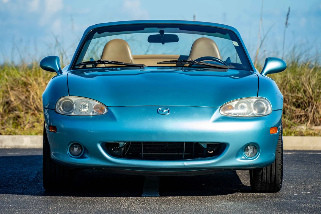 2002 Mazda NB MX-5 Miata - Image 8 of 31